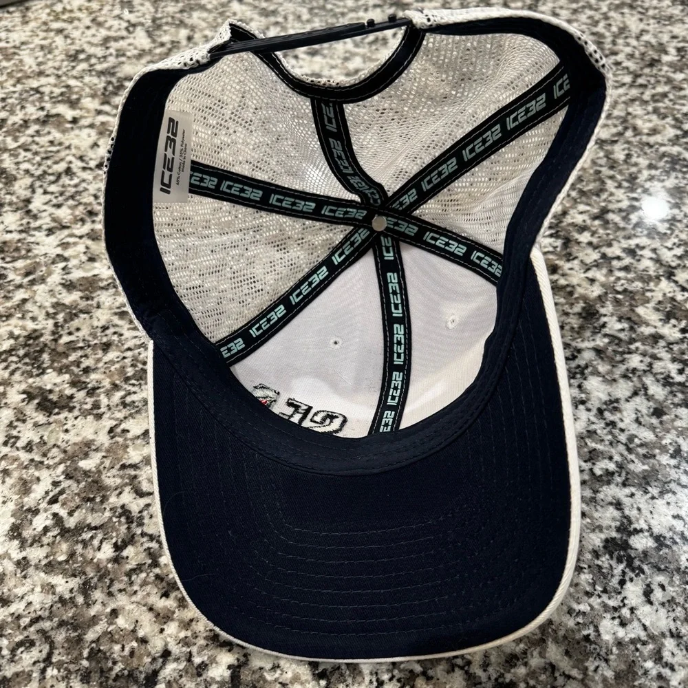 Ice32 White Seattle Kraken Hat - Picture 2 of 2